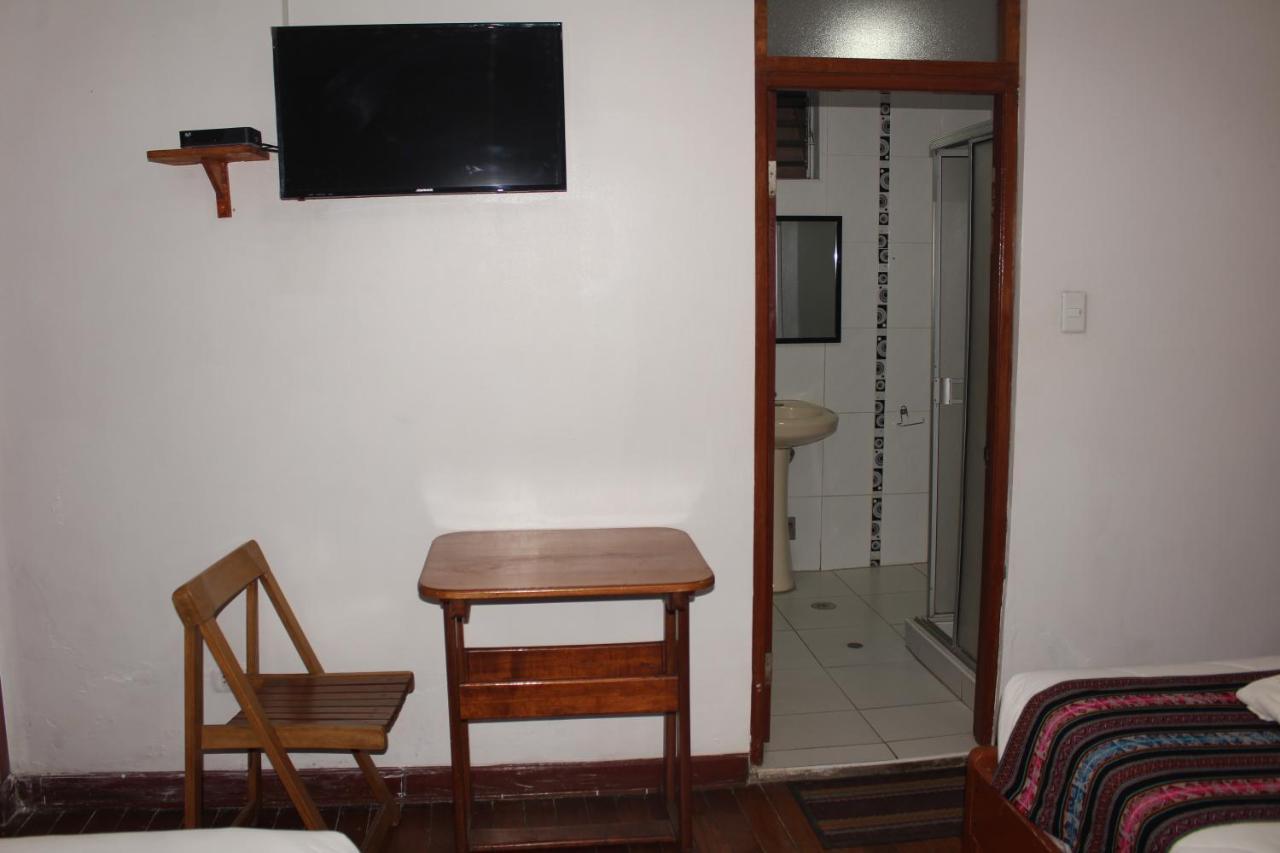 Hostal Turistico Illapa Cusco 119 מראה חיצוני תמונה